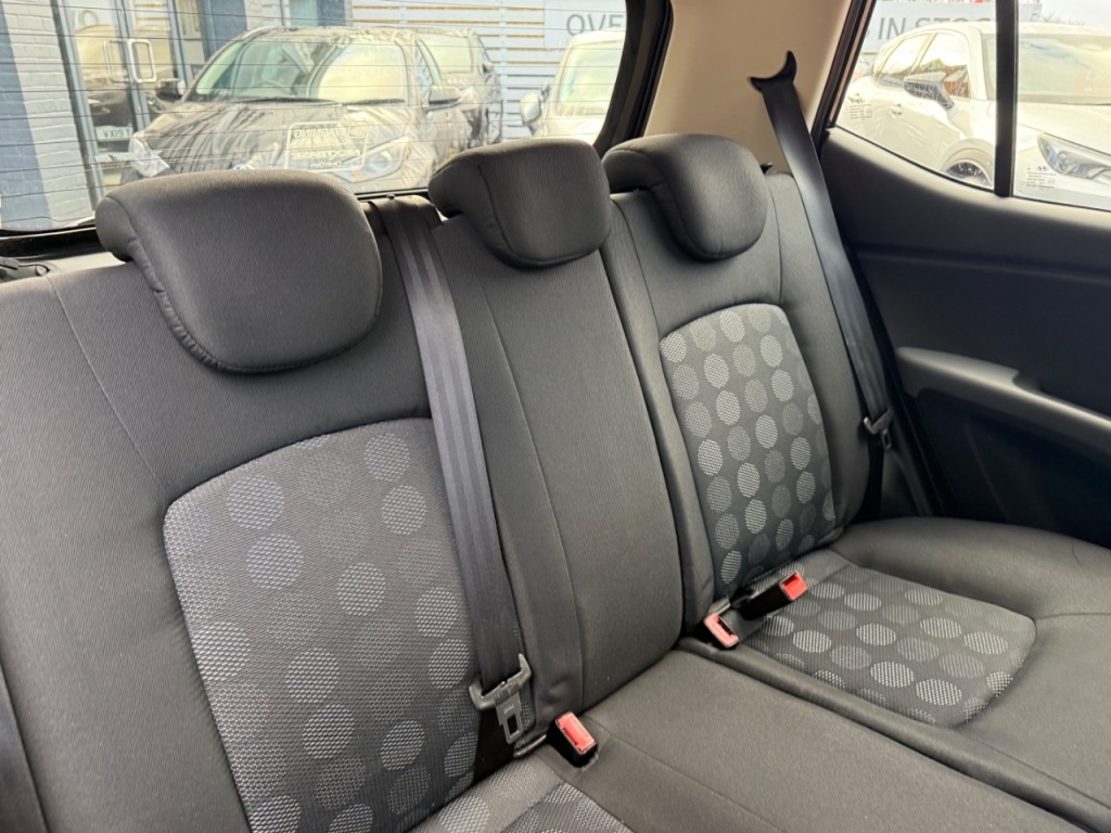 Used Hyundai i10 2009 for sale - 76895923: Photo 27