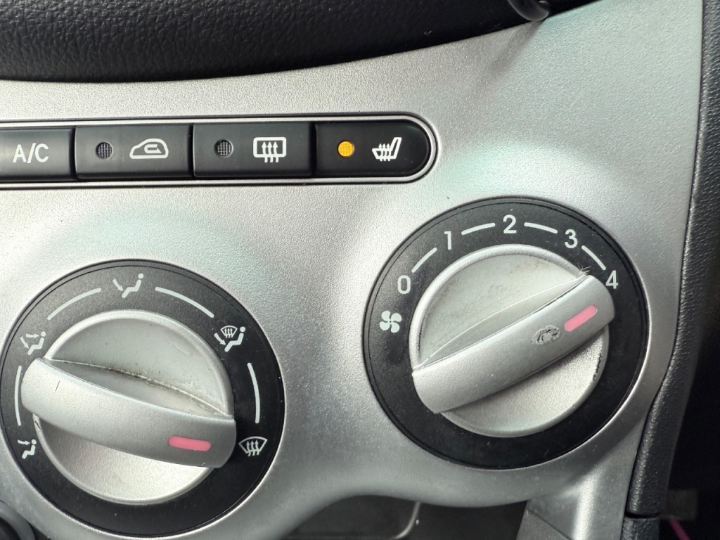 Used Hyundai i10 2009 for sale - 76895923: Photo 31