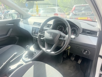 Used SEAT Arona 2018 for sale - 79437299: Photo
