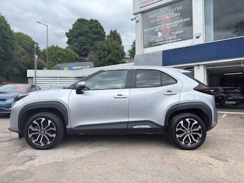 Used Toyota Yaris Cross 2022 for sale - 75503309: Photo