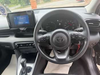 Used Toyota Yaris 2024 for sale - 75019695: Photo