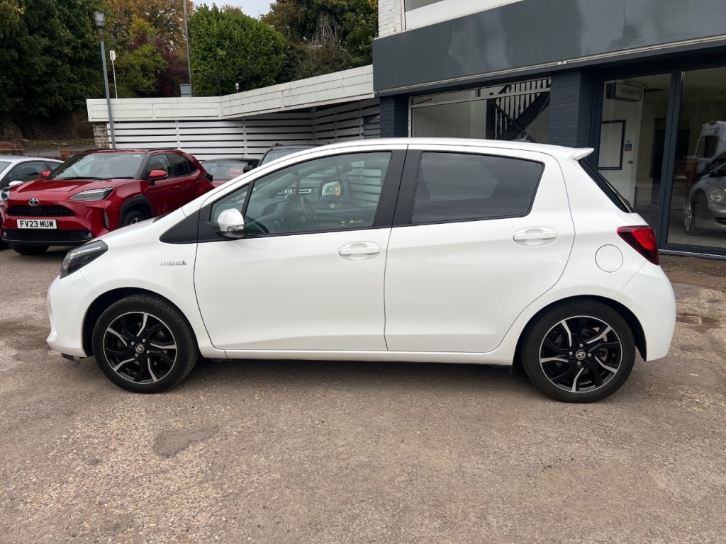 Used Toyota Yaris 2016 for sale - 76147237: Photo 23
