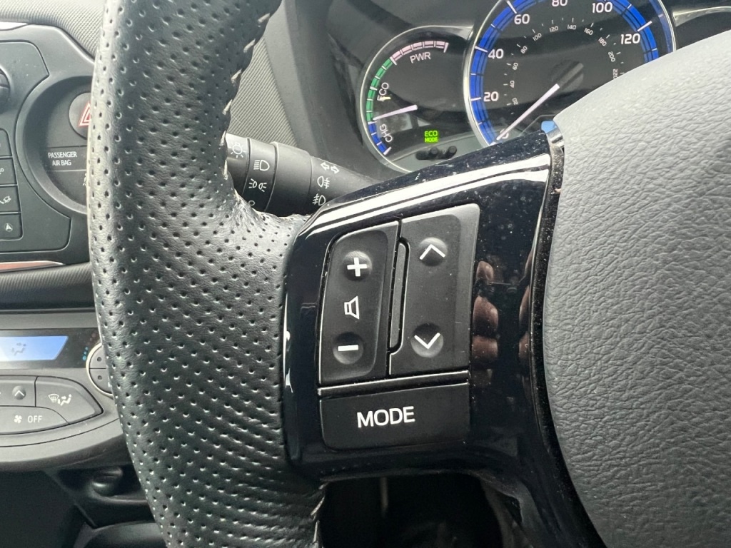 Used Toyota Yaris 2016 for sale - 76147237: Photo 4