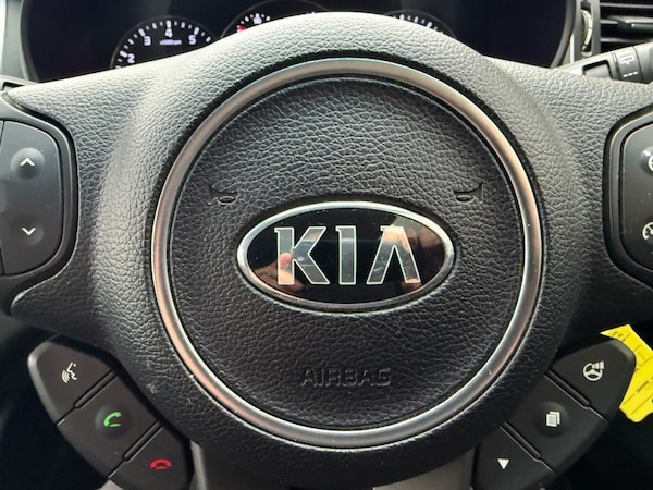 Used Kia Carens 2016 for sale - 76235176: Photo 14