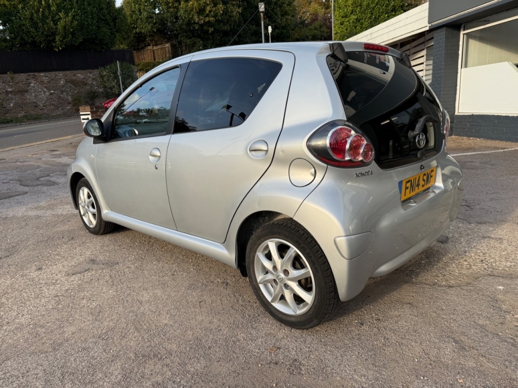 Used Toyota AYGO 2014 for sale - 75723548: Photo 13