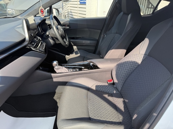Used Toyota C-HR 2023 for sale - 74300378: Photo 34