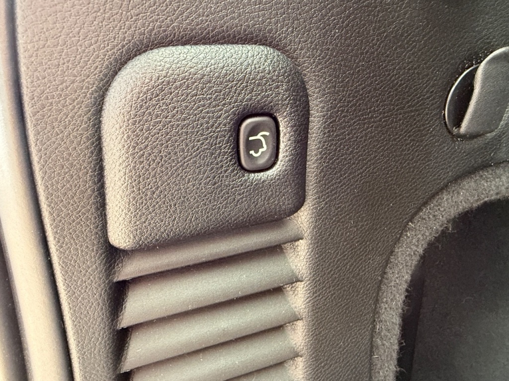 Vehicle 43