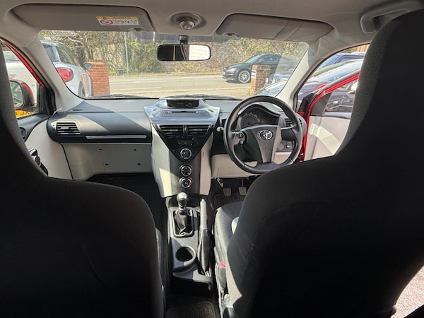 Used Toyota IQ 2014 for sale - 74378512: Photo 16