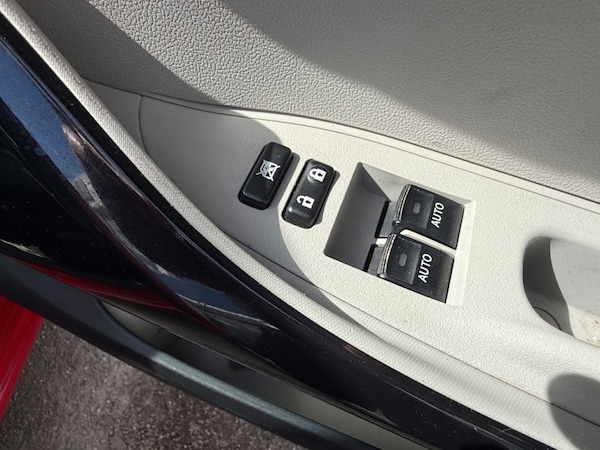Used Toyota IQ 2014 for sale - 74378512: Photo 18