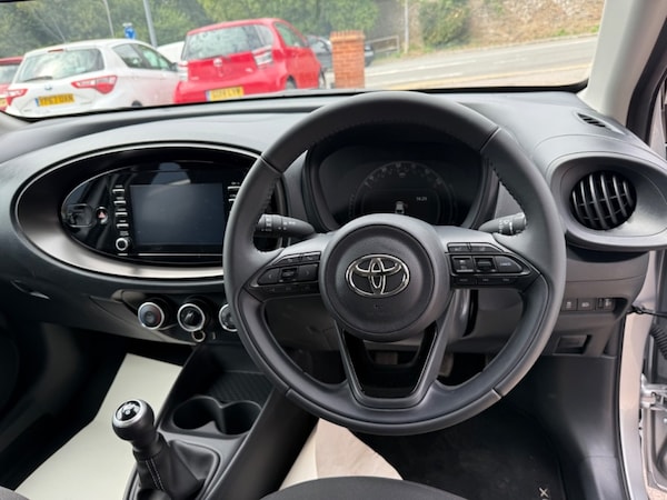 Used Toyota Aygo X 2023 for sale - 75391315: Photo 3