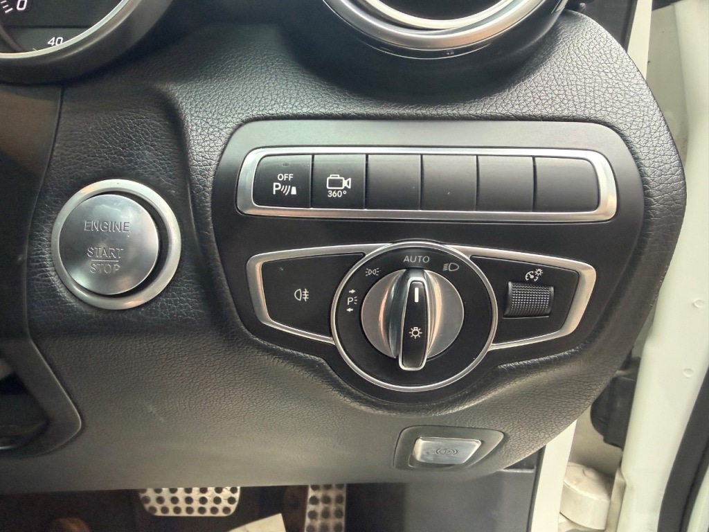 Used Mercedes-Benz GLC 2019 for sale - 77629240: Photo 12