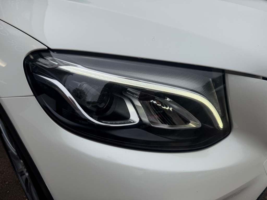 Used Mercedes-Benz GLC 2019 for sale - 77629240: Photo 18