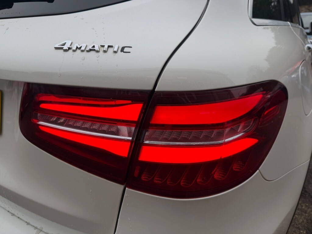 Used Mercedes-Benz GLC 2019 for sale - 77629240: Photo 20