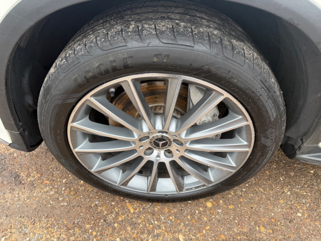 Used Mercedes-Benz GLC 2019 for sale - 77629240: Photo 28