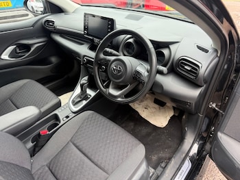 Used Toyota Yaris 2022 for sale - 76909651: Photo