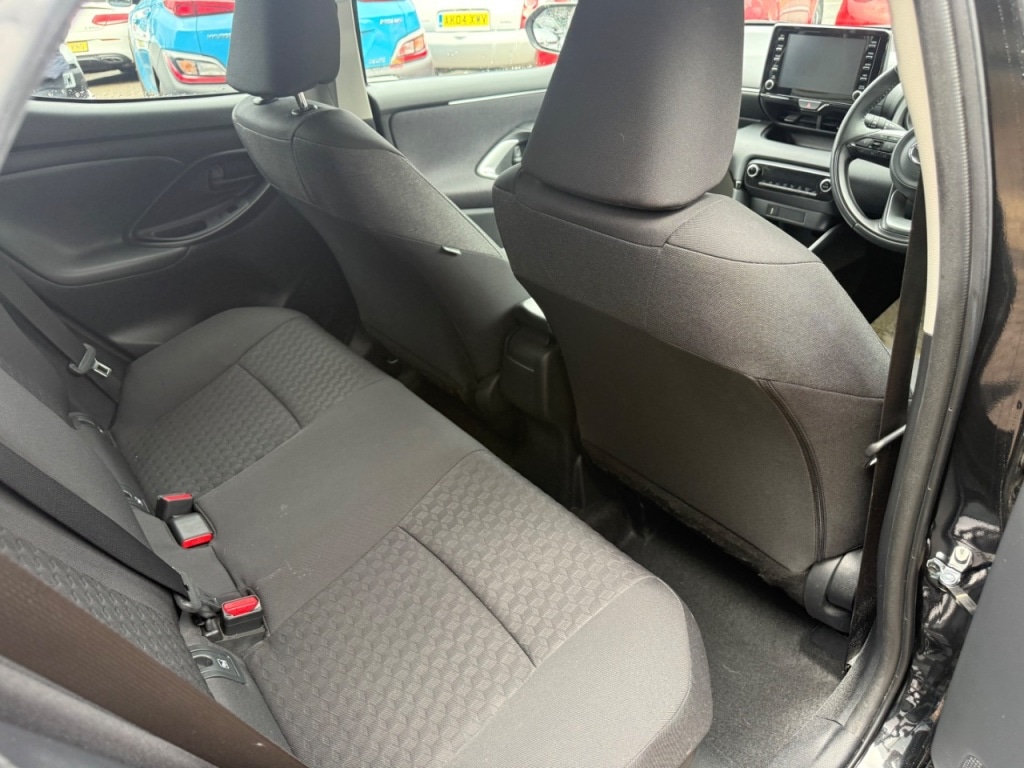 Used Toyota Yaris 2022 for sale - 76909651: Photo 7