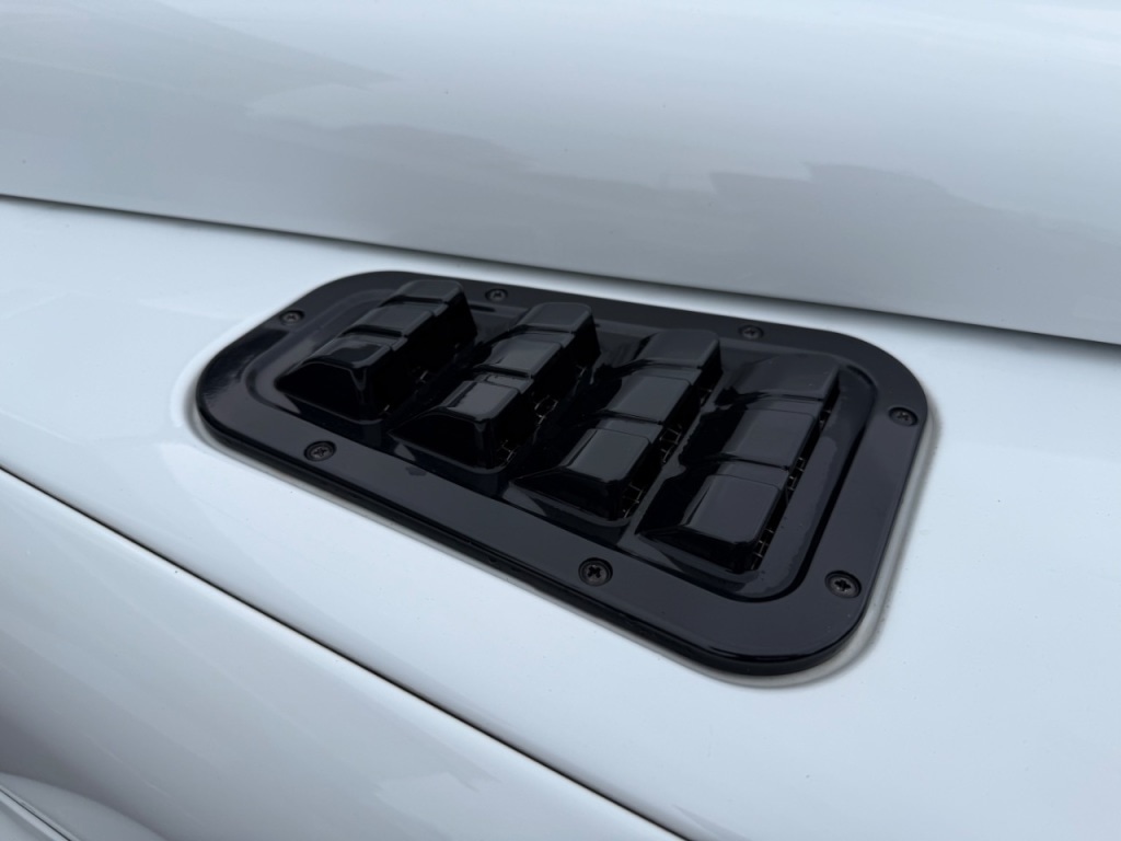 Used Land Rover Defender 90 2016 for sale - 76577001: Photo 27