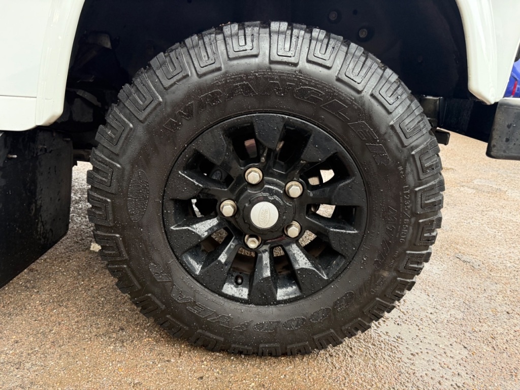 Used Land Rover Defender 90 2016 for sale - 76577001: Photo 29