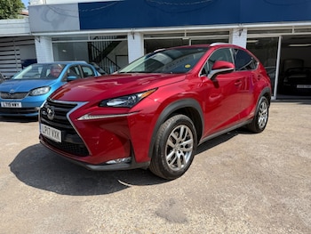 2017 - 300h 2.5 Luxury 5dr CVT - 1 OWNER- FLSH - H/LEATHER - NAV - COMFORT PACK