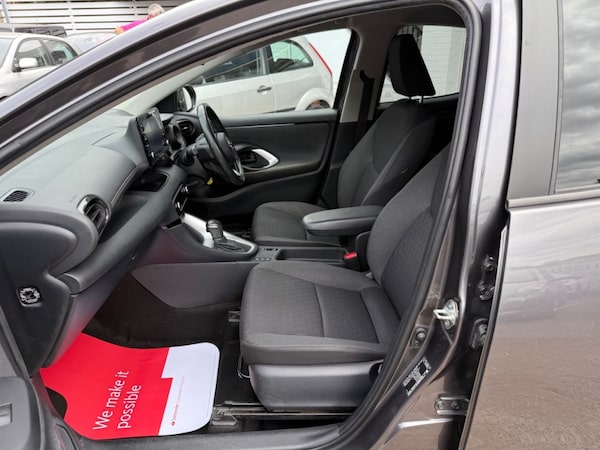 Used Toyota Yaris 2022 for sale - 75567269: Photo 25