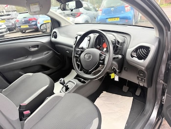 Used Toyota AYGO 2021 for sale - 77546238: Photo
