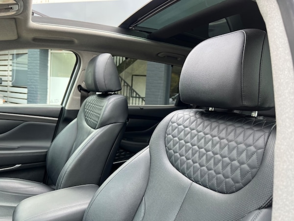 Used Hyundai Santa Fe 2020 for sale - 76266362: Photo 7