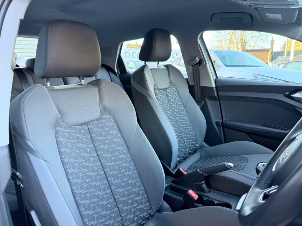 Used Audi A1 2023 for sale - 76739736: Photo 17