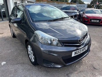 Used Toyota Yaris 2013 for sale - 75689608: Photo