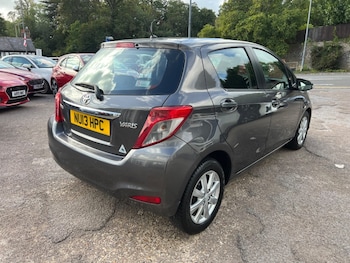Used Toyota Yaris 2013 for sale - 75689608: Photo
