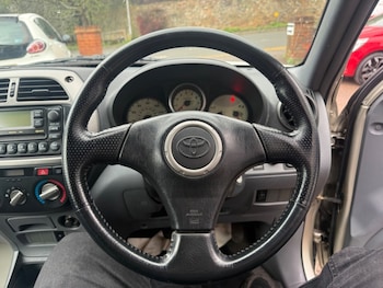 Used Toyota RAV4 2003 for sale - 76287080: Photo