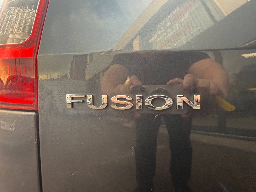 Used Ford Fusion 2009 for sale - 75585929: Photo 16