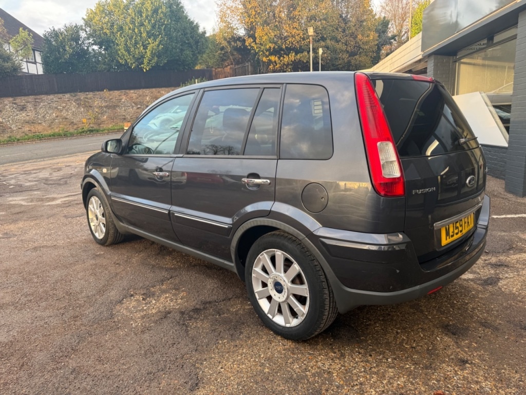 Used Ford Fusion 2009 for sale - 75585929: Photo 19