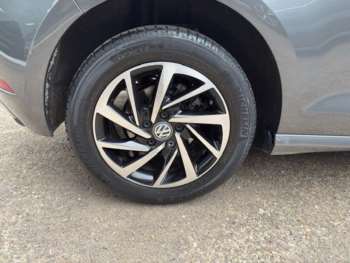 Used Volkswagen Golf 2019 for sale - 74637722: Photo