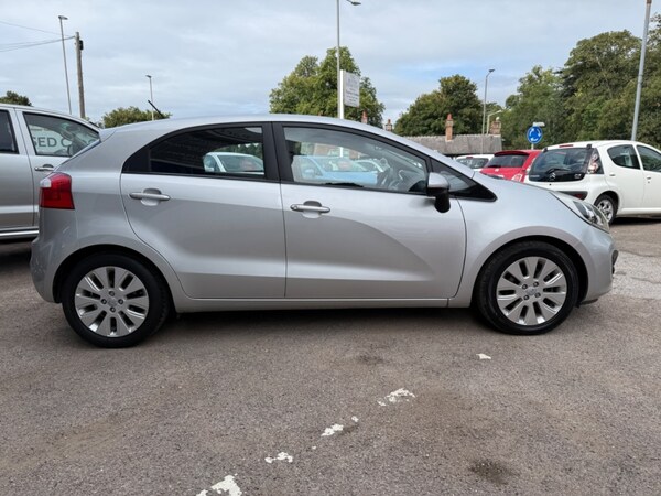 Used Kia Venga 2012 for sale - 75271879: Photo 13