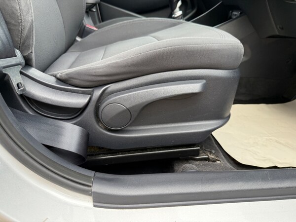 Used Kia Venga 2012 for sale - 75271879: Photo 16