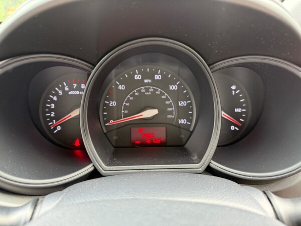 Used Kia Venga 2012 for sale - 75271879: Photo 18
