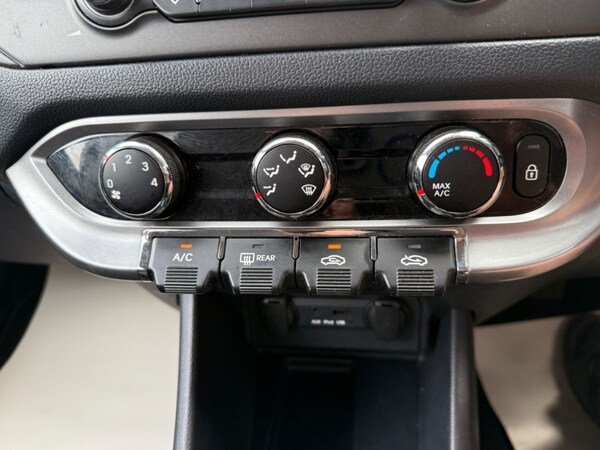 Used Kia Venga 2012 for sale - 75271879: Photo 21