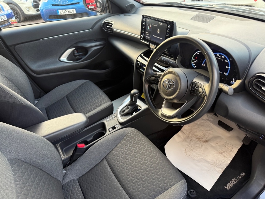 Used Toyota Yaris Cross 2022 for sale - 76706315: Photo 20