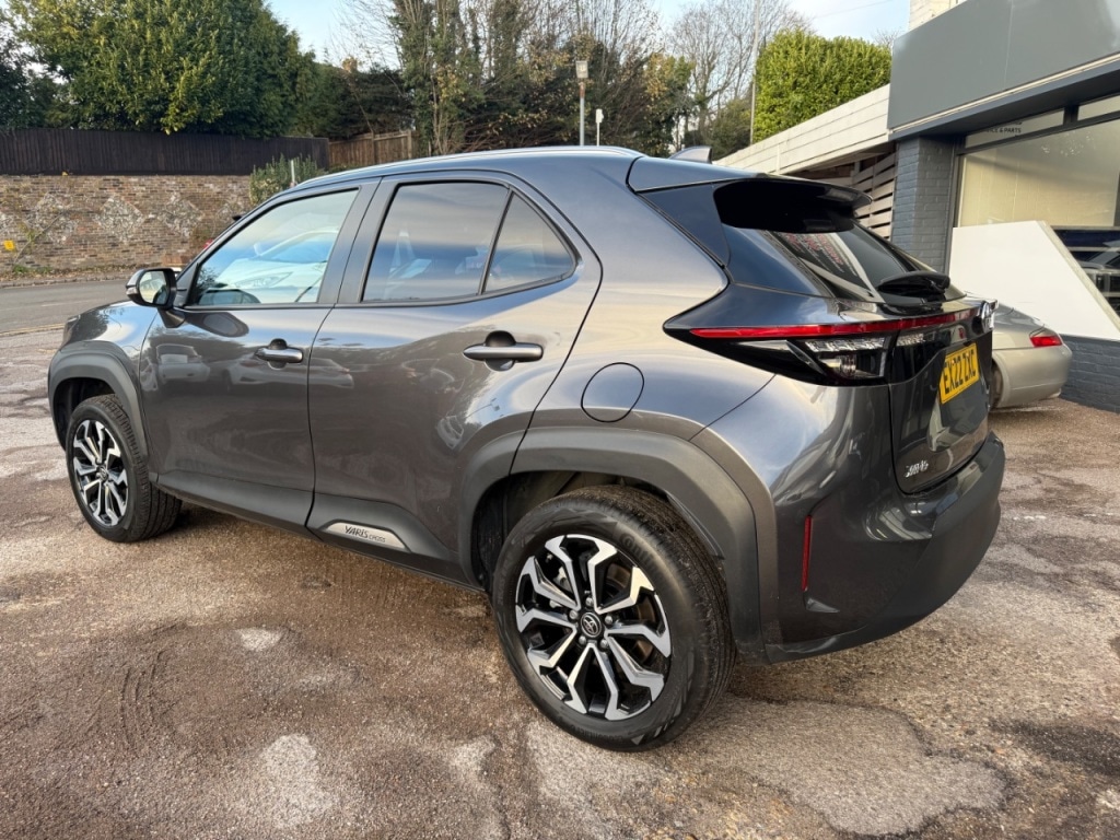 Used Toyota Yaris Cross 2022 for sale - 76706315: Photo 3