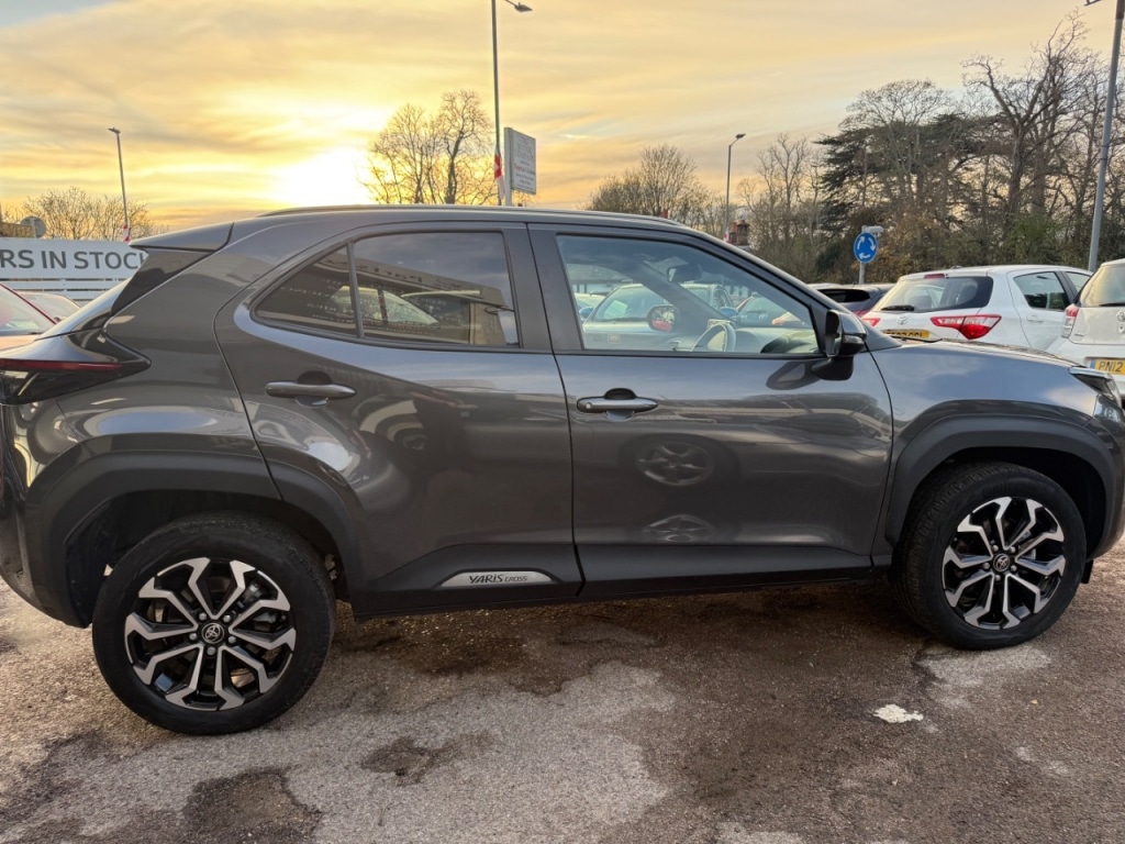 Used Toyota Yaris Cross 2022 for sale - 76706315: Photo 6