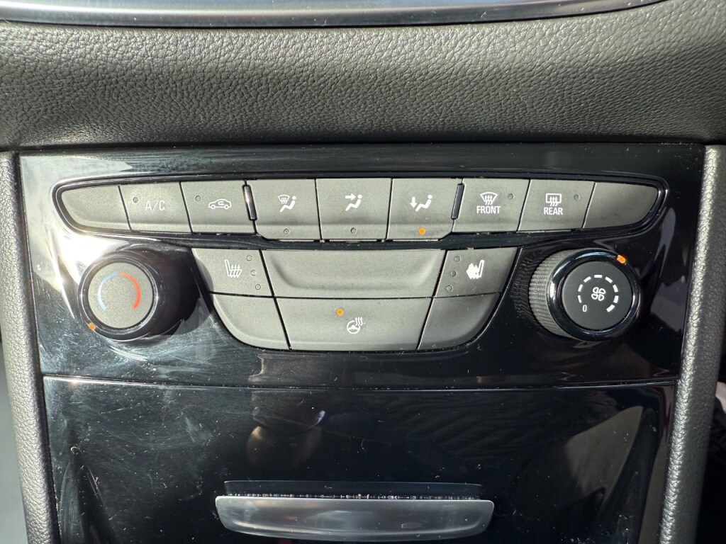 Used Vauxhall Astra 2016 for sale - 76056593: Photo 4