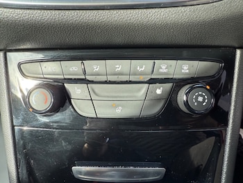 Used Vauxhall Astra 2016 for sale - 76056593: Photo