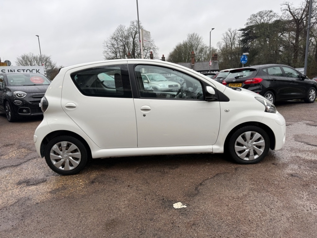 Used Toyota AYGO 2014 for sale - 77113228: Photo 12