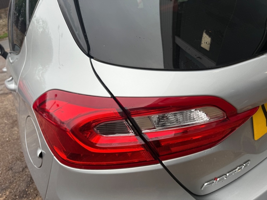 Used Ford Fiesta 2019 for sale - 76719132: Photo 20