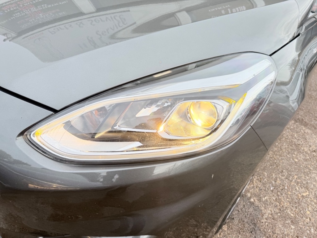 Used Ford Fiesta 2018 for sale - 76972869: Photo 12