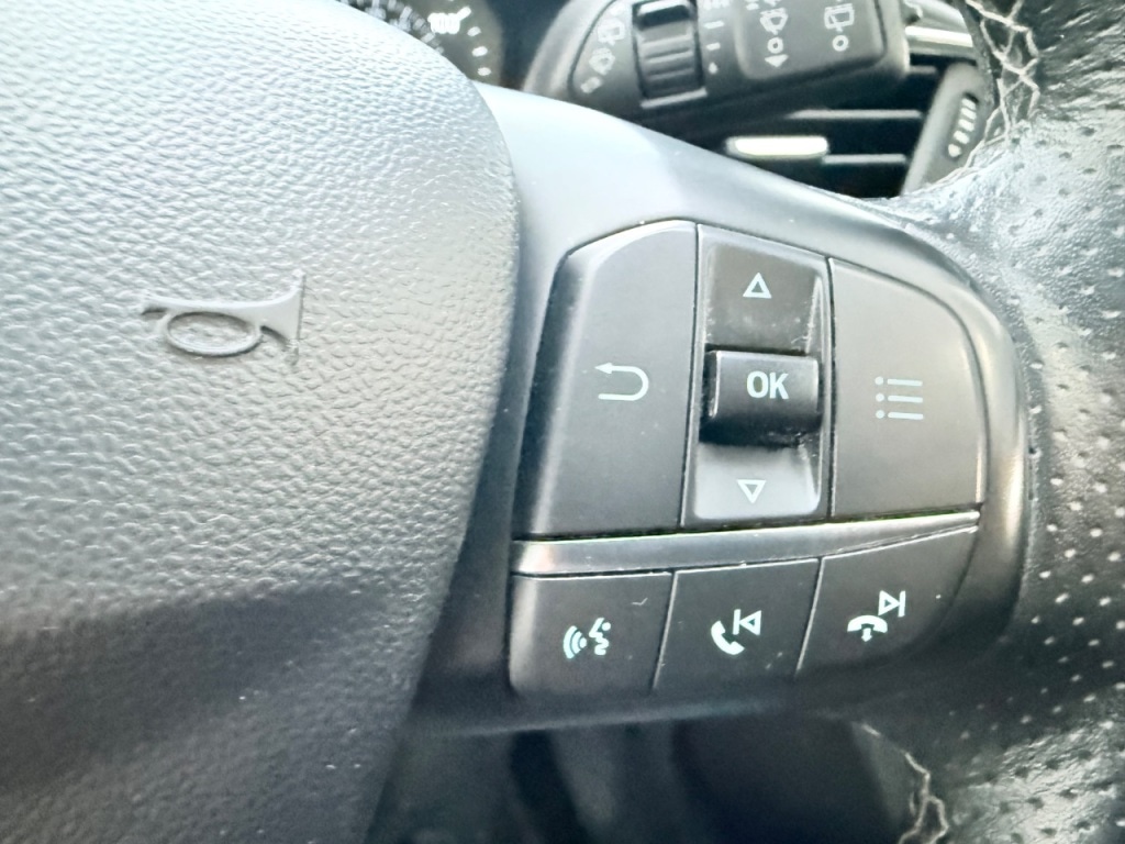 Used Ford Fiesta 2018 for sale - 76972869: Photo 30