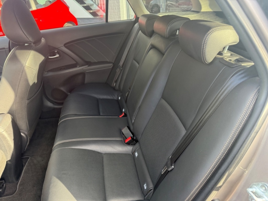 Used Toyota Avensis 2015 for sale - 76968669: Photo 15