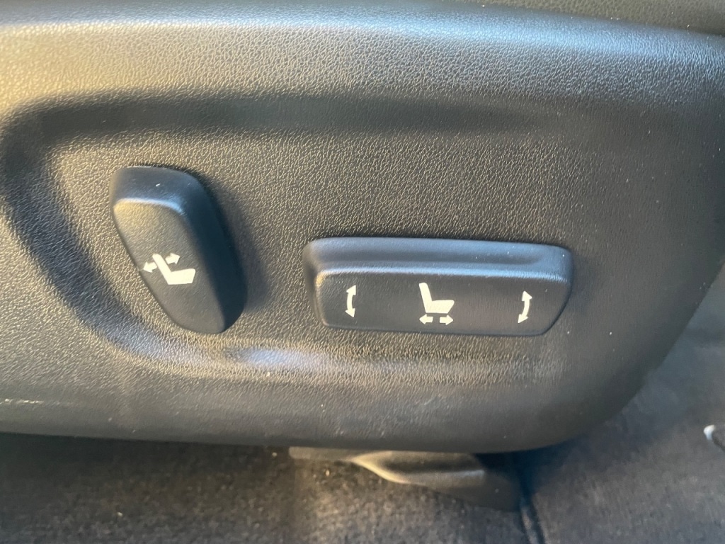 Vehicle 33