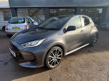 2023 - 1.5 Hybrid GR Sport 5dr CVT - ONE OWNER - FTSH - REAR CAMERA- BLUETOOTH