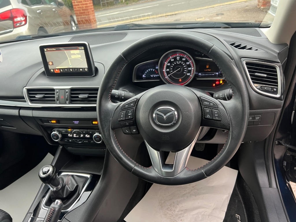 Used Mazda Mazda3 2016 for sale - 76118248: Photo 8